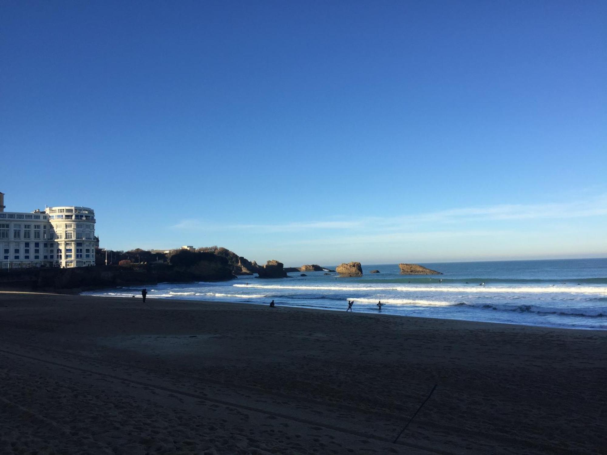 Studio Victoria Centre Grande Plage And Pool Biarritz Bagian luar foto